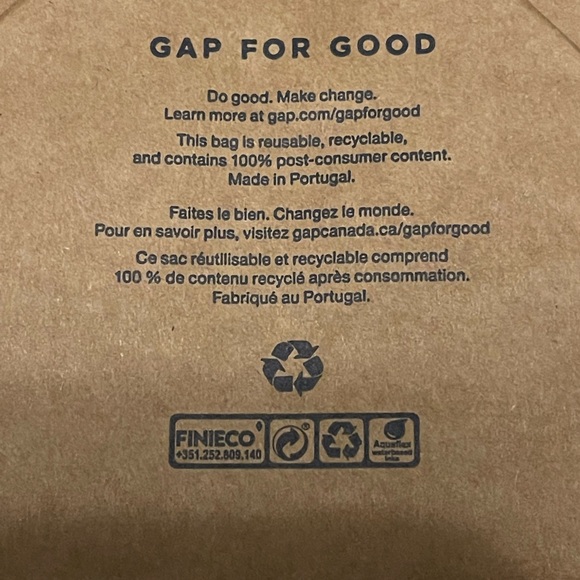 10 New GAP shopping bag totes - Picture 7 of 8